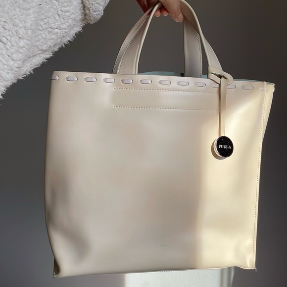 Furla beige cream leather tote